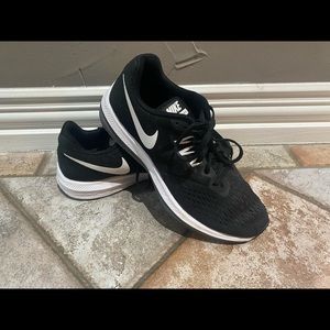 Nike Zoom Windflo Running Shoes